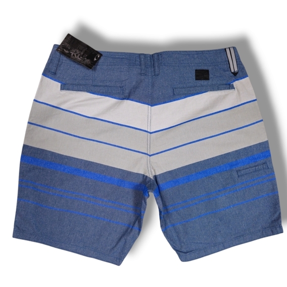 NWT OAKLEY RUDDER SHORTS - Picture 8 of 8